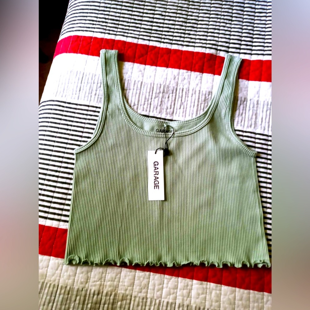 Garage green tank top M